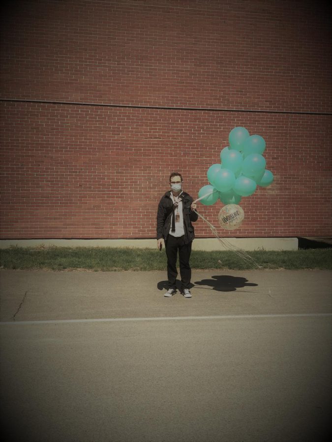 Mr. Crabtree, holding a large assembly of balloons, was last seen at the Bangor Comic-Con.